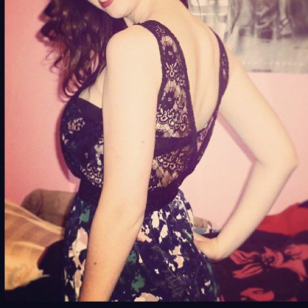 Floral Blackless Dress - Picture 5 of 5